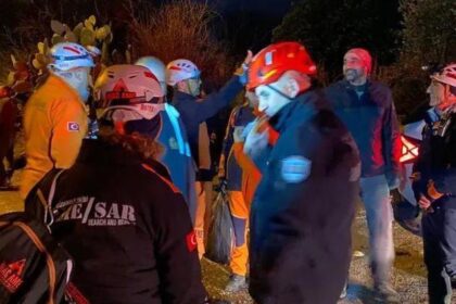 Muğla’da taşan derede mahsur kalan kişi, kurtarıldı