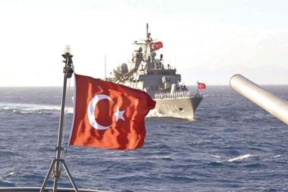 Türk NAVTEX'i Atina'yı gerdi: Yayınlanan iki seyir duyurusu telaş yarattı