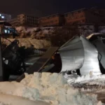 Yoğun kar yağışı nedeniyle iş yerinin çatısı çöktü | NTV Haber