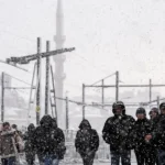 Dondurucu soğuk ve çığ uyarısı | NTV Haber