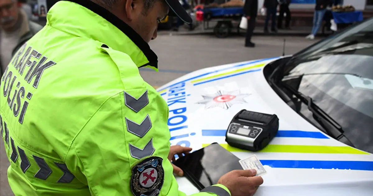 Trafik cezaları teklifi TBMM'de. Kural ihlallerine ağır cezalar geliyor | NTV Haber