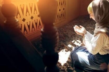 Sabah namazı nasıl kılınır? Sabah namazı kaç rekat? Diyanet'e göre sabah namazı kılınışı!