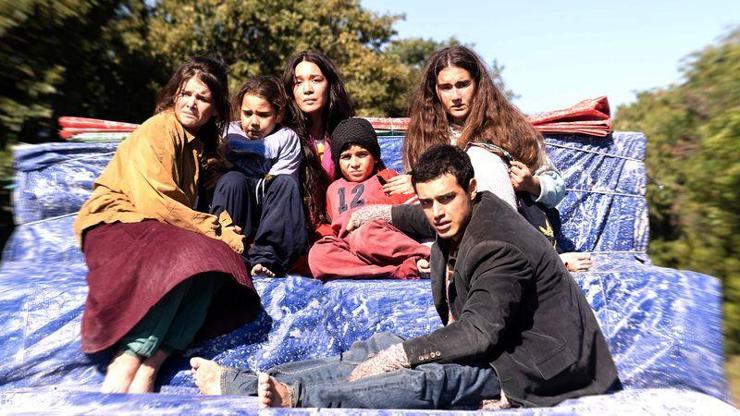 SAHİPSİZLER OYUNCU KADROSU | Sahipsizler dizisi oyuncuları kimler? İşte canlandırdıkları karakterler...