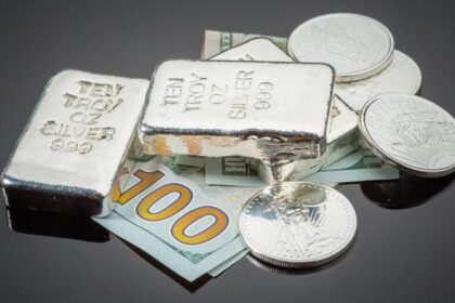 Gümüş fiyatlarında sert düşüş: Zirveden yüzde 35 gerileme