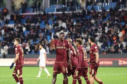 SAMSUNSPOR - TRABZONSPOR MAÇI HANGİ KANALDA, SAAT KAÇTA? Samsunspor Trabzonspor maçında ilk 11'ler!