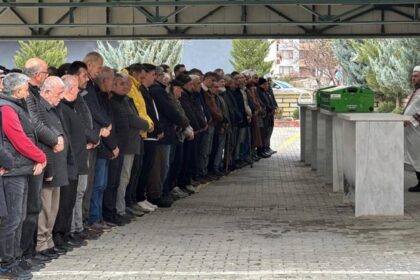 Silahlı kavgada öldürülen 2 kişi toprağa verildi