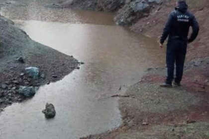 Hatay’da suyla dolan çukura düşen çocuk öldü