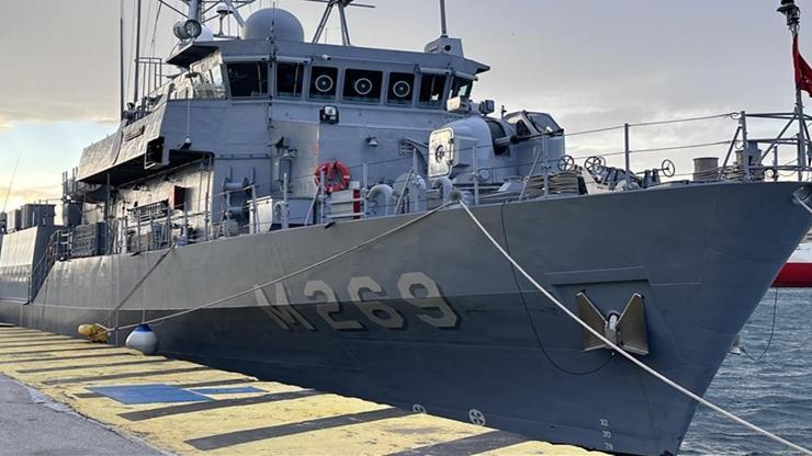 TCG Anamur mayın avlama gemisi NATO görevi için Yunanistan'da