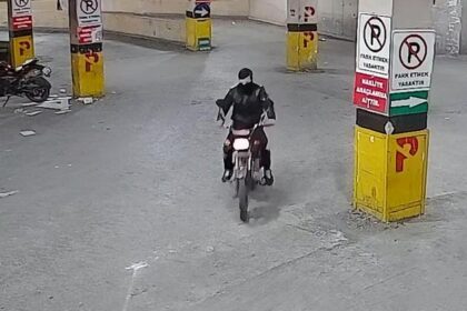 Kameradan tespit edilen motosiklet hırsızları: Gezmek için aldık, geri verecektik