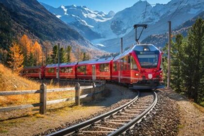 İsviçre’de tren raydan çıktı: Yaralılar var