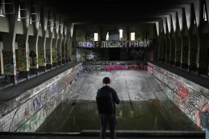 Dünyanın en çirkin şehrine turist yağıyor. Harabe yapılar cazibe merkezi oldu