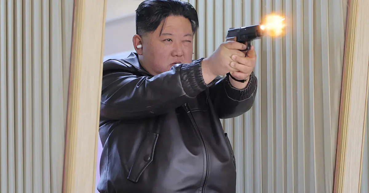 Kim Jong tek aday olarak girdiği seçimlerde yüzde 99.93 oy aldı. Yüzde 0.07'lik karşı oyu kimler verdi?