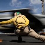 İçeriden bilgi alıp savaş bahsi oynuyorlar