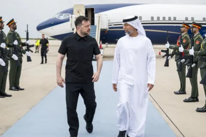 Zelenski'den Rusya iddiası: ABD üslerini fotoğraflıyor