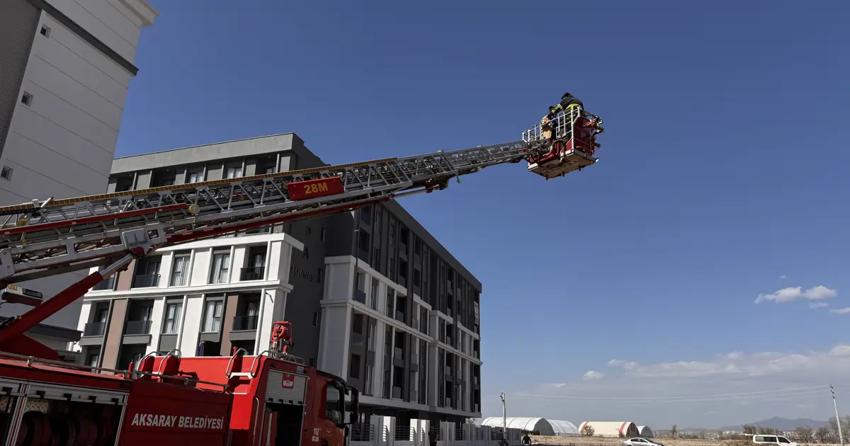 Prizde unutulan şarj aleti yangın çıkardı | NTV Haber