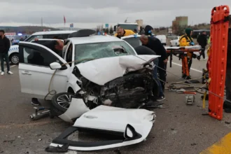 Nevşehir'de zincirleme kaza. 2 ölü, 7 yaralı
 | NTV Haber