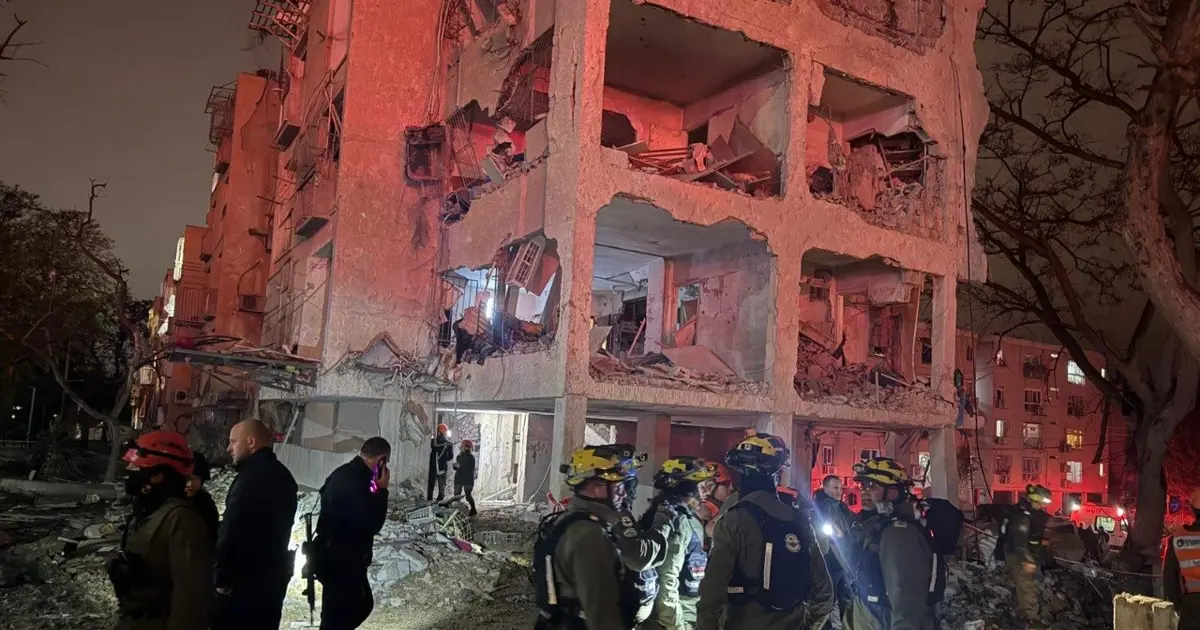 İran Savaşı 23. gününe girdi. İsrail'de iki kent vuruldu, 100'den fazla yaralı var