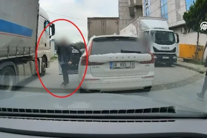 Araçtan inip saldırdı: Trafik magandalarına 181 bin lira ceza | NTV Haber