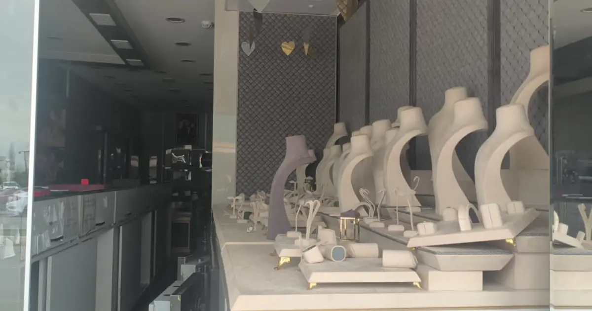 50 milyonluk vurgun suçlaması: "Cenaze dolayısıyla kapalıyız" dedi, ortadan kayboldu | NTV Haber