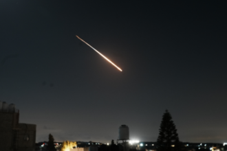 NTV ekibi Tel Aviv'e saldırıyı görüntüledi | NTV Haber