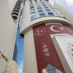 MHP'de istifa. İzzet Ulvi Yönter Genel Başkan Yardımcılığı görevini bıraktı | NTV Haber