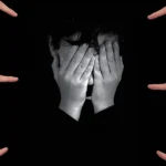 "Her 7 çocuktan biri akran zorbalığına uğruyor" Meclis komisyonundan dikkat çeken rapor | NTV Haber