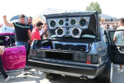 Saatler sonra cezalar kesilecek. APP plaka ve ekranlı araç sahipleri dikkat | NTV Haber