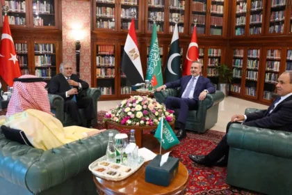 Pakistan'da İran toplantısı. Türkiye, Pakistan, Mısır ve Suudi Dışişleri Bakanları toplandı