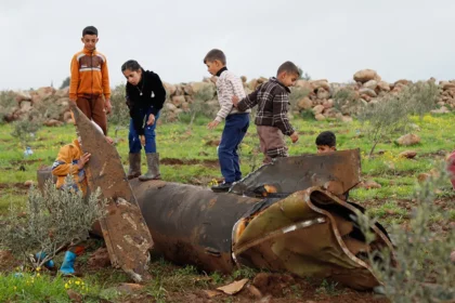 İran roketinin parçaları Suriye'ye düştü