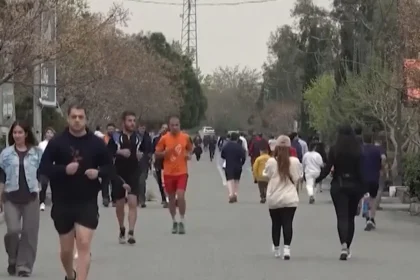 Tahran'da gündelik hayat savaşa rağmen sürüyor. "Artık korku yok"