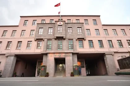 İran'dan ateşlenen dördüncü füze de imha edildi | NTV Haber