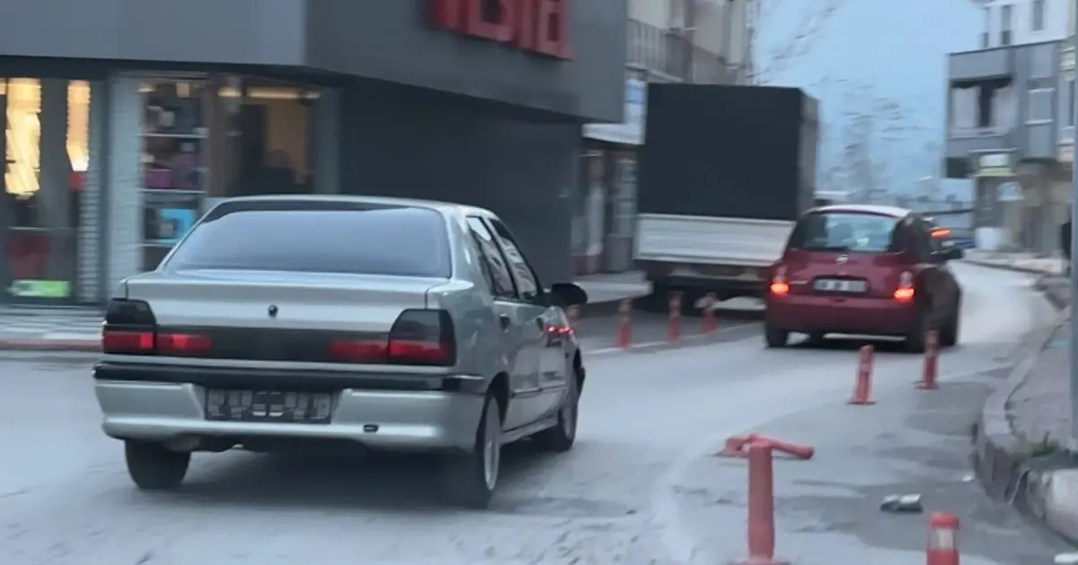 Kaza yapınca plakalarını söktü ama polisten kaçamadı | NTV Haber