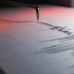 Endonezya'da üç günde iki büyük deprem