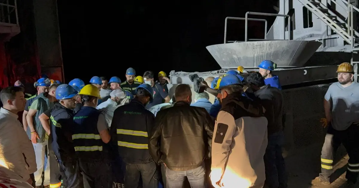 Elektrik akımına kapılan 3 işçi hayatını kaybetti | NTV Haber
