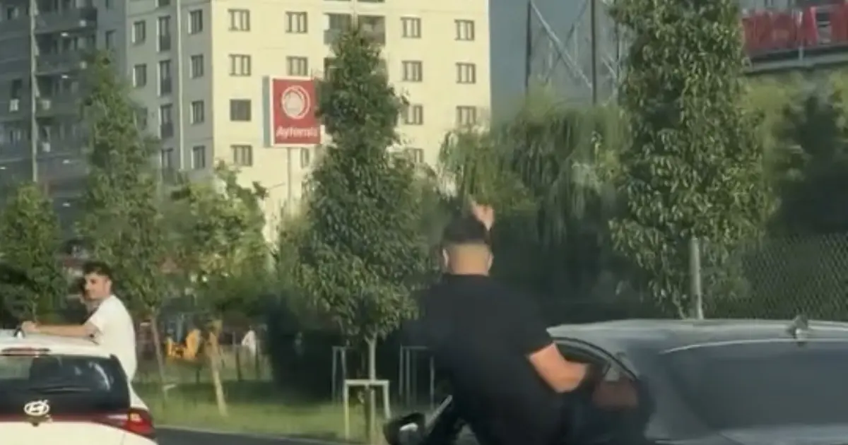 Bursa'da düğün konvoyunda tehlikeli yolculuk | NTV Haber
