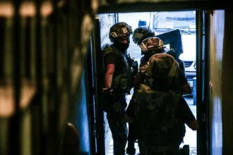 İstanbul'da iki suç örgütüne operasyon: 27 gözaltı | NTV Haber