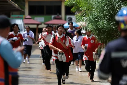 Tayland'da lise saldırısı. 2 ölü, 15 yaralı