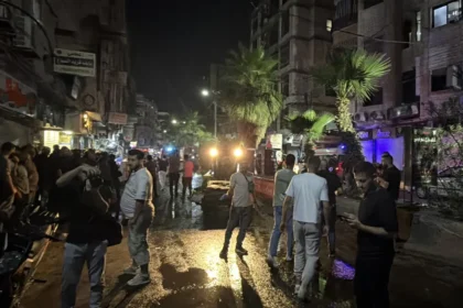 Suriye'de yolcu otobüsüne bombalı saldırı