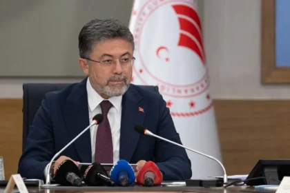 Bakan Yumaklı'dan üç bölge için orman yangını uyarısı | NTV Haber