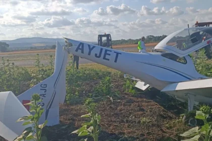 Eğitim uçağı sert iniş yaptı. Öğrenci pilot yaralandı | NTV Haber