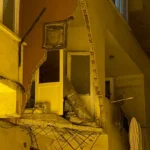 Balkon çöktü, 5 katlı bina boşaltıldı | NTV Haber