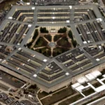 Pentagon, kendi gazetesinin tepe yönetimini tasfiye etti
