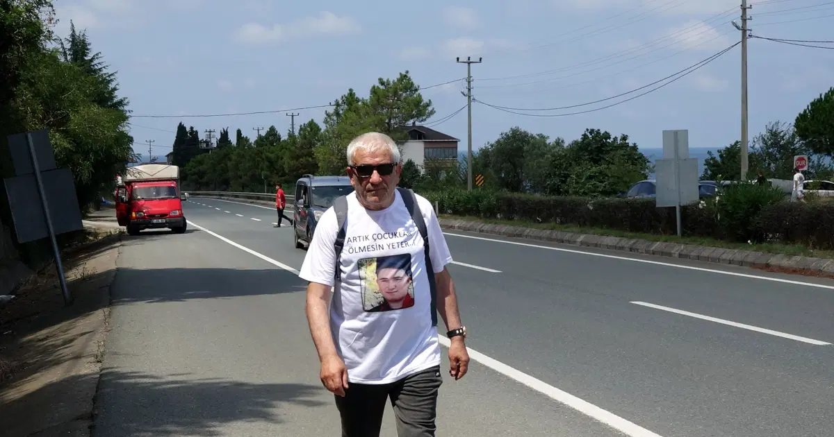 'Yürüyen Adam'dan çocuk ölümlerine karşı Trabzon-Ankara yürüyüşü | NTV Haber