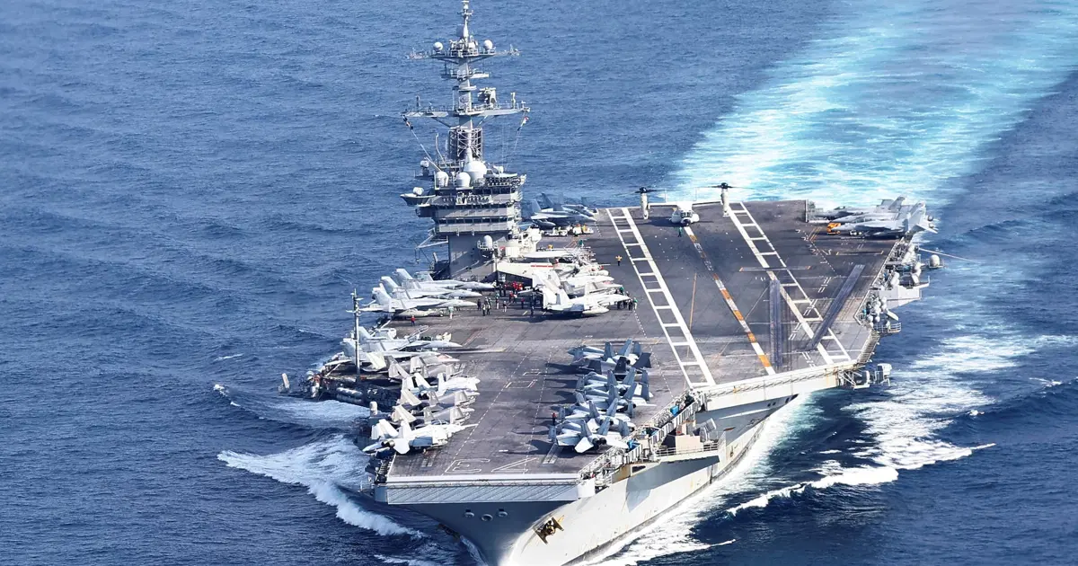ABD uçak gemisi George Washington Orta Doğu'ya ulaştı
