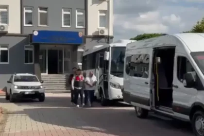 Bakan Akın Gürlek'in adını kullanmışlar. Sahte MİT'çilerden "Davanızı çözeriz" oyunu | NTV Haber