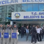 Avcılar Belediyesi'ne operasyon. 12 şüpheli gözaltına alındı | NTV Haber