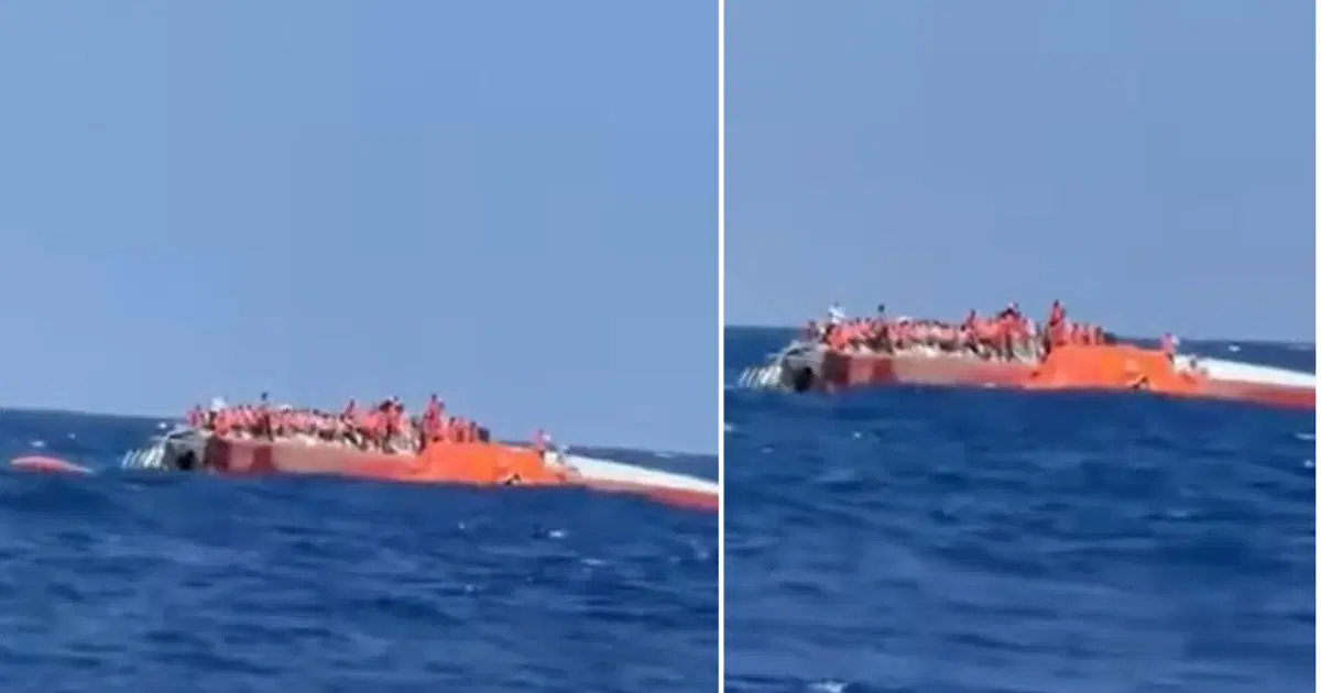 Girne açıklarında Türk feribotu alabora oldu
