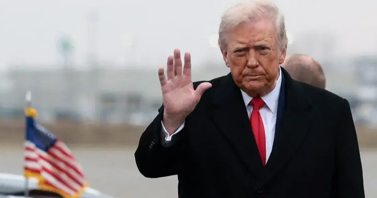 Trump, Kanada'ya uygulanması planlanan yüzde 50'lik tarifeyi 3 günlüğüne askıya aldı